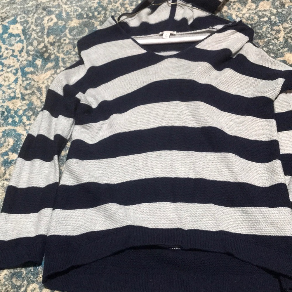 Gap navy and gray stripe pullover with hood